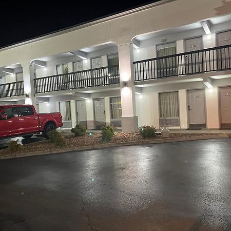 Super 8 By Wyndham Knoxville West/Farragut Exterior photo